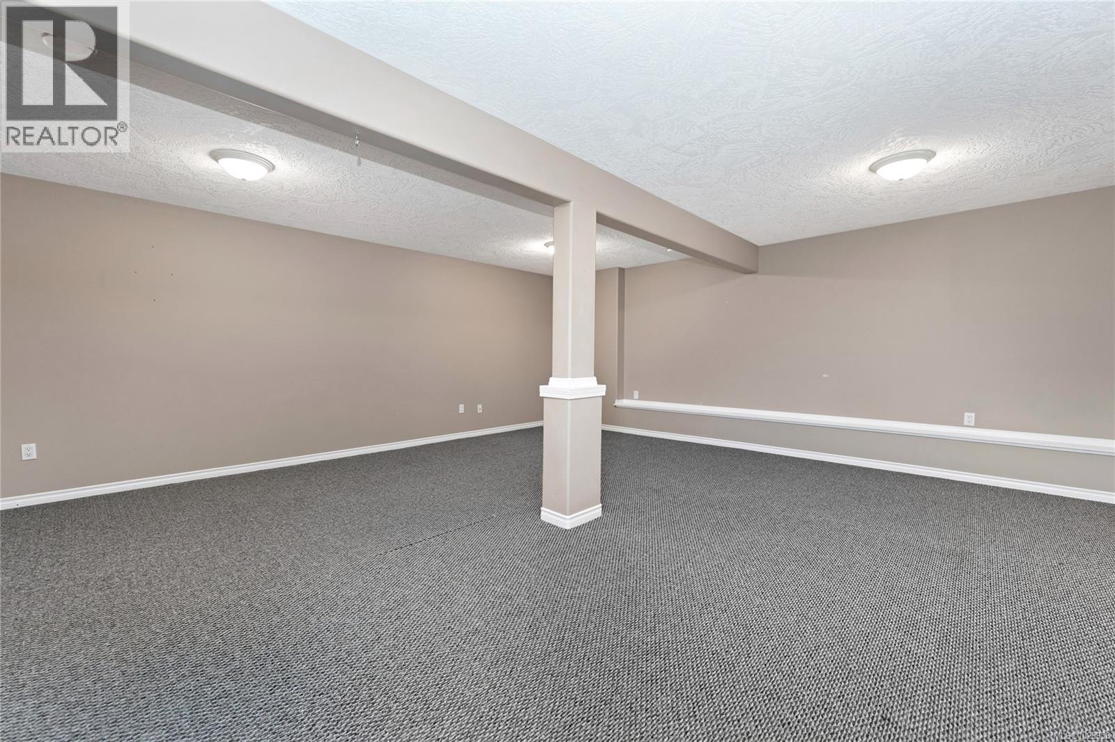 517 Louise Rd, Ladysmith