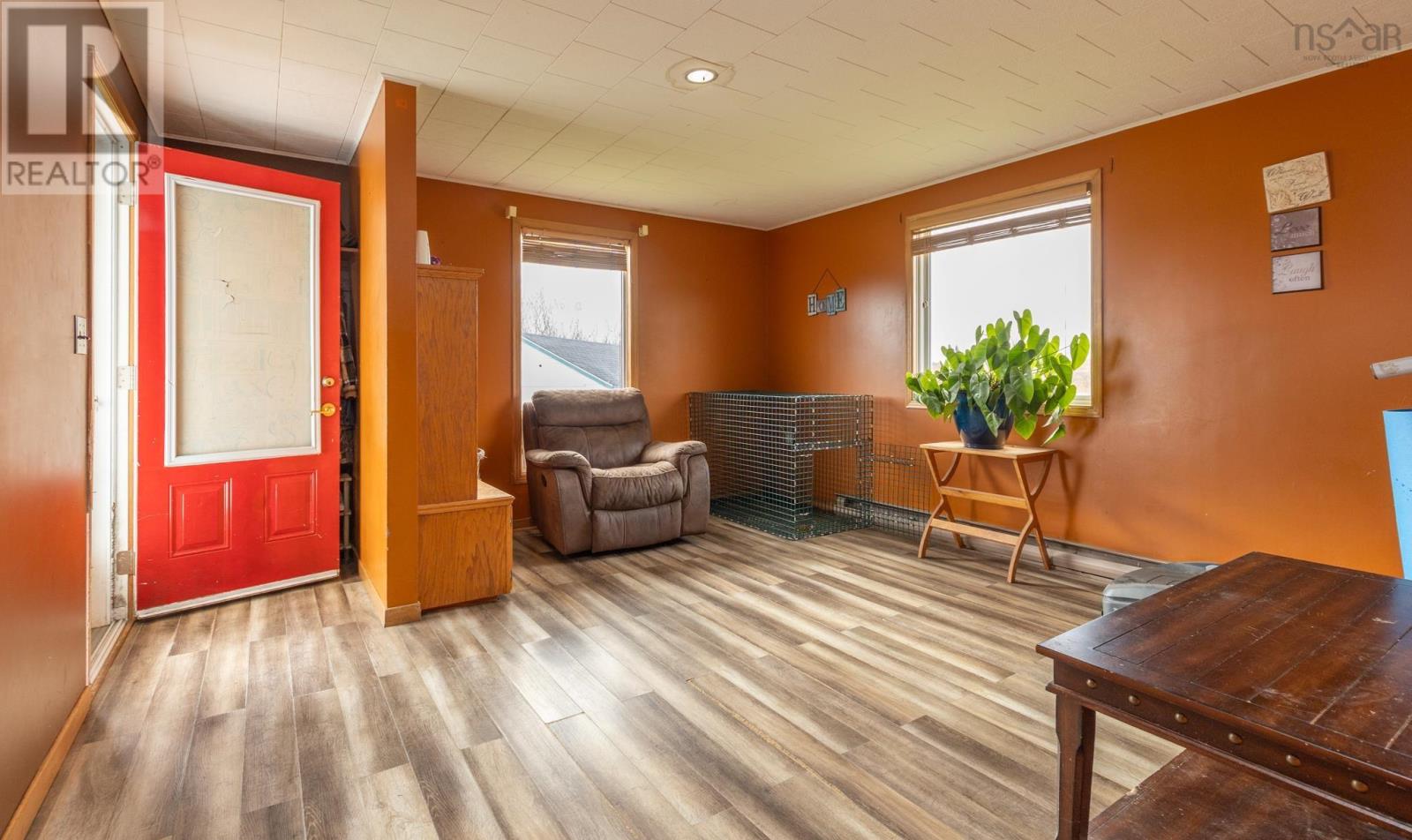 Property 27 of 48 of 5347 Highway 1