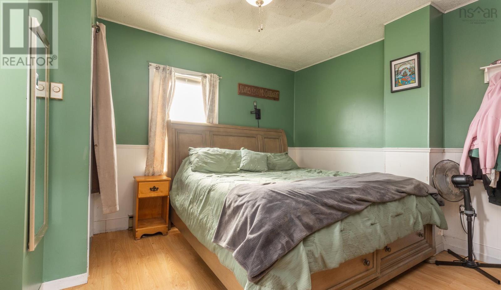 Property 20 of 48 of 5347 Highway 1