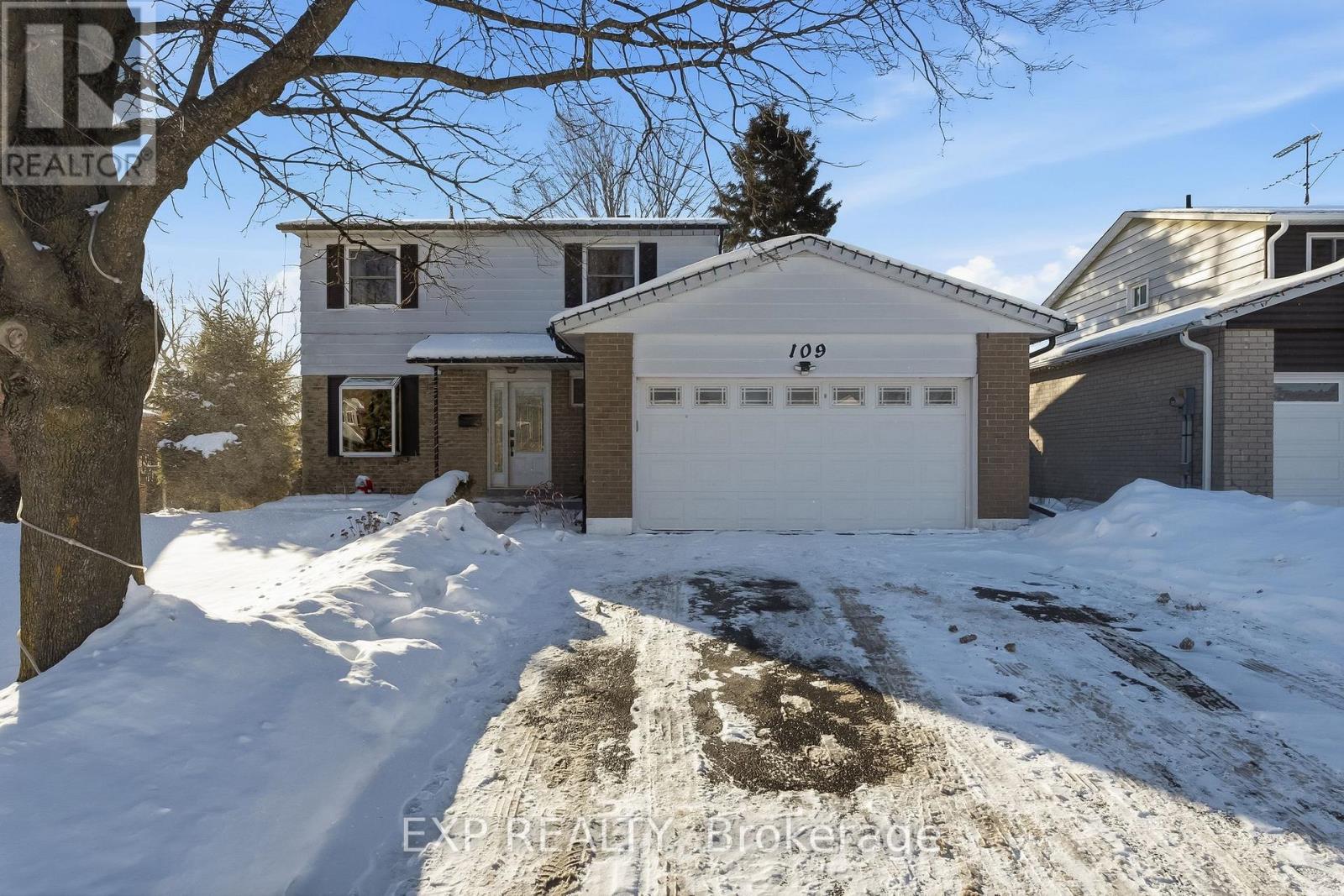 109 Peacock Boulevard