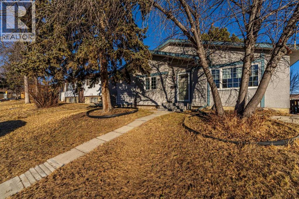 Single Family House Bungalow for Sale in  Maddock Drive NE Marlborough Park Calgary 