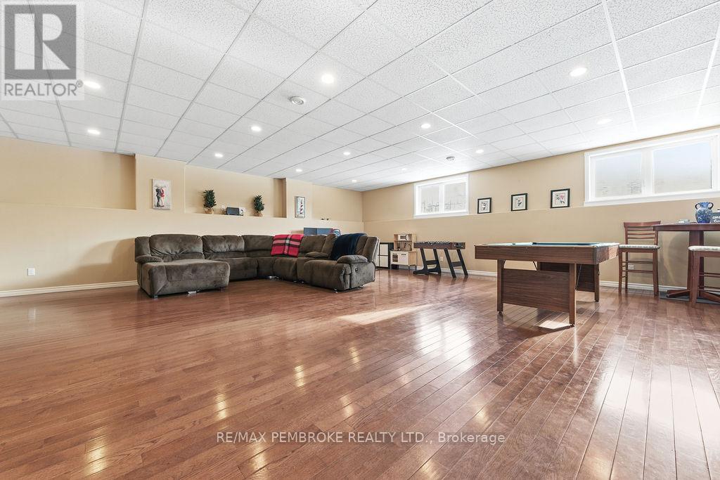 616 BARRON CANYON ROAD — photo 34