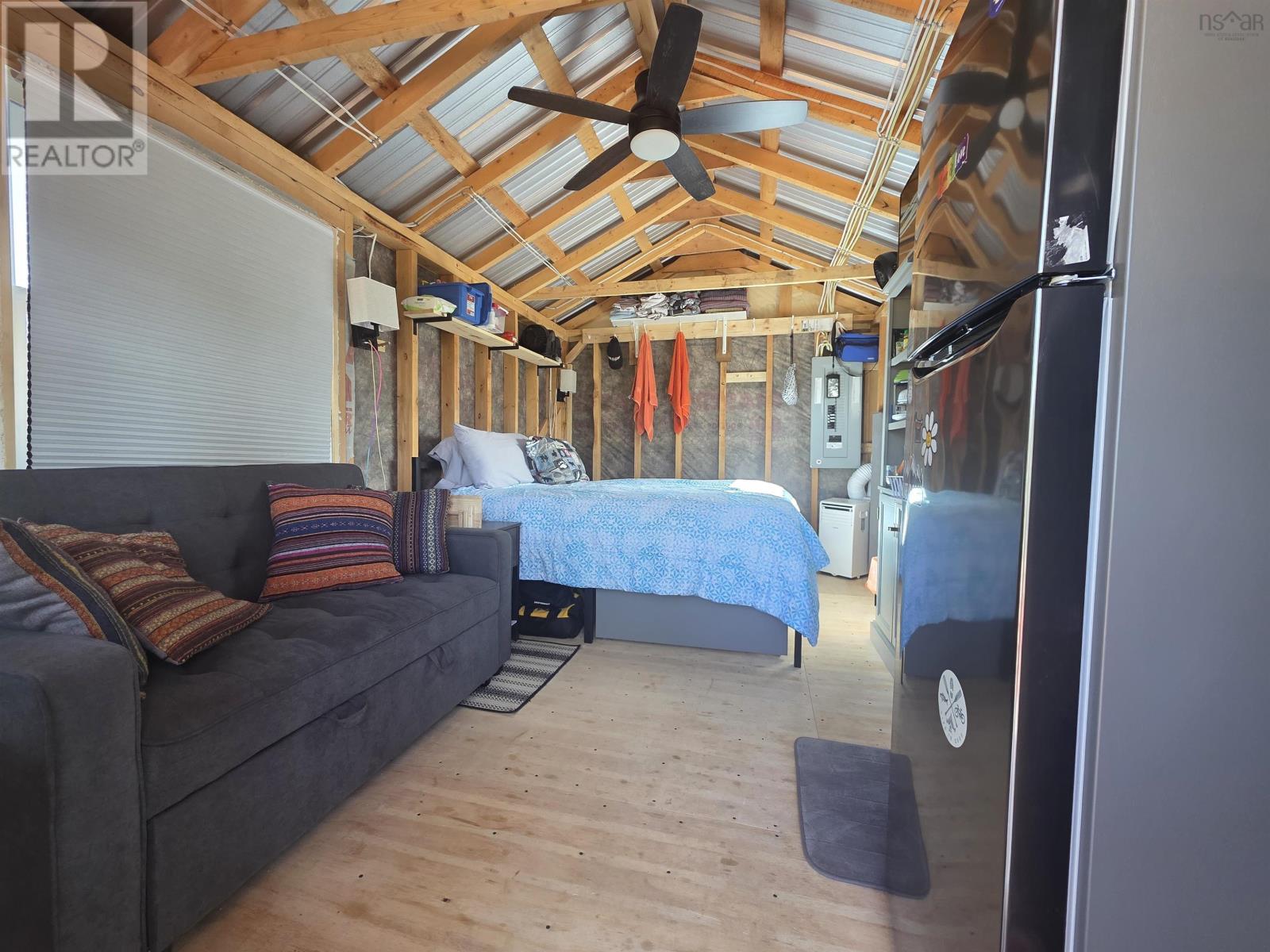 Property 15 of 41 of Lot 10 335 Charlton Road