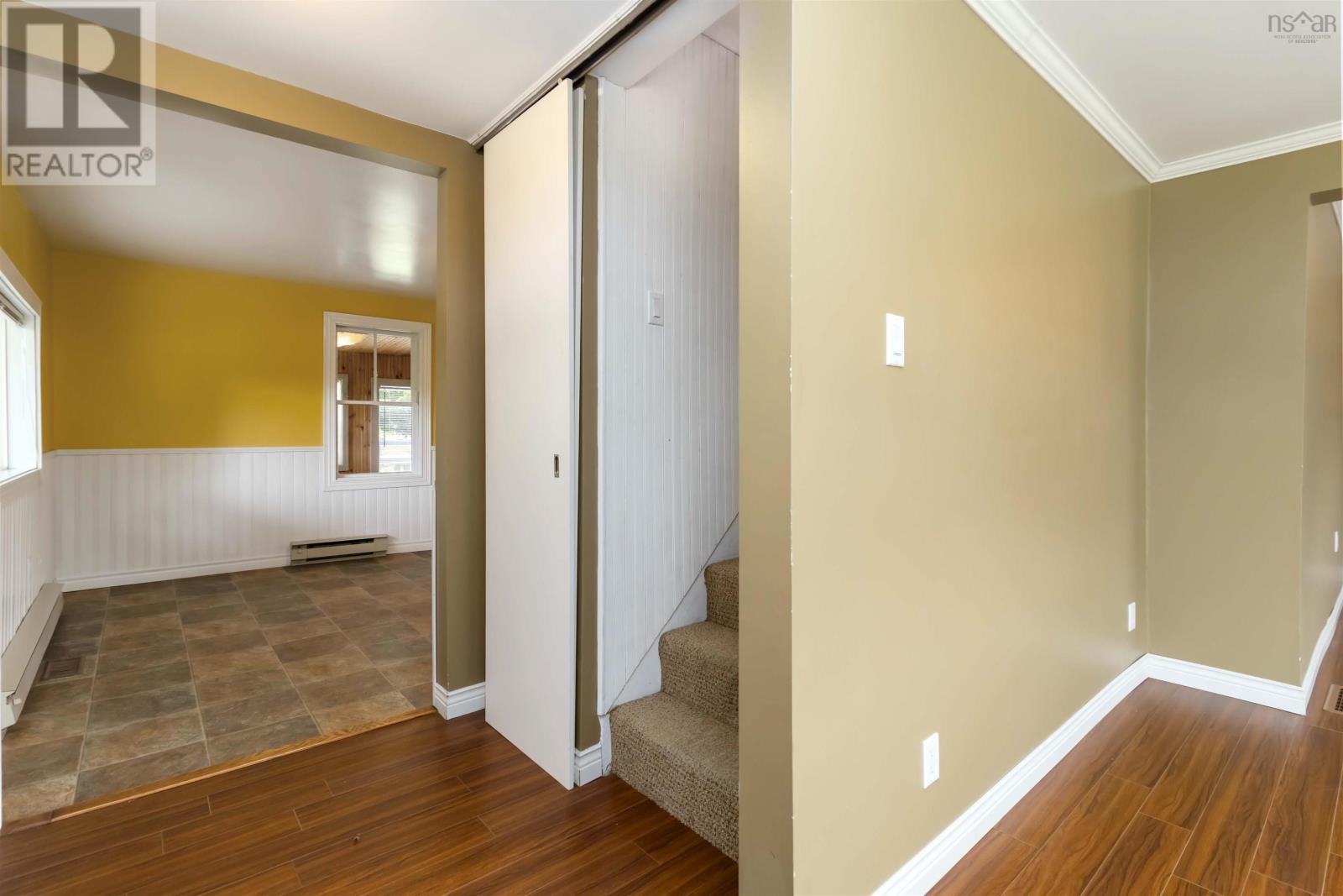 Property 21 of 44 of 940 HIGHWAY 210