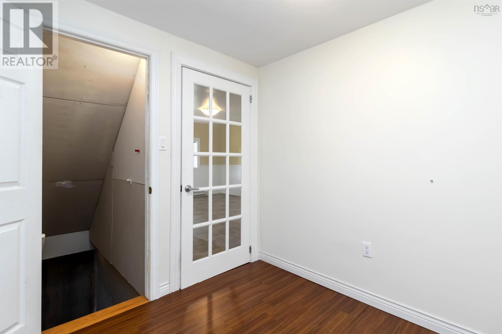 Property 26 of 44 of 940 HIGHWAY 210