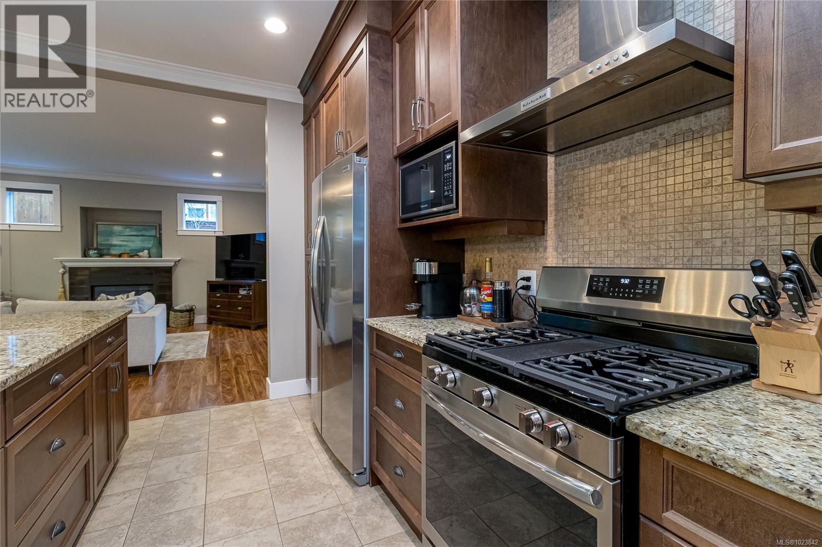 648 Granrose Terr, Colwood