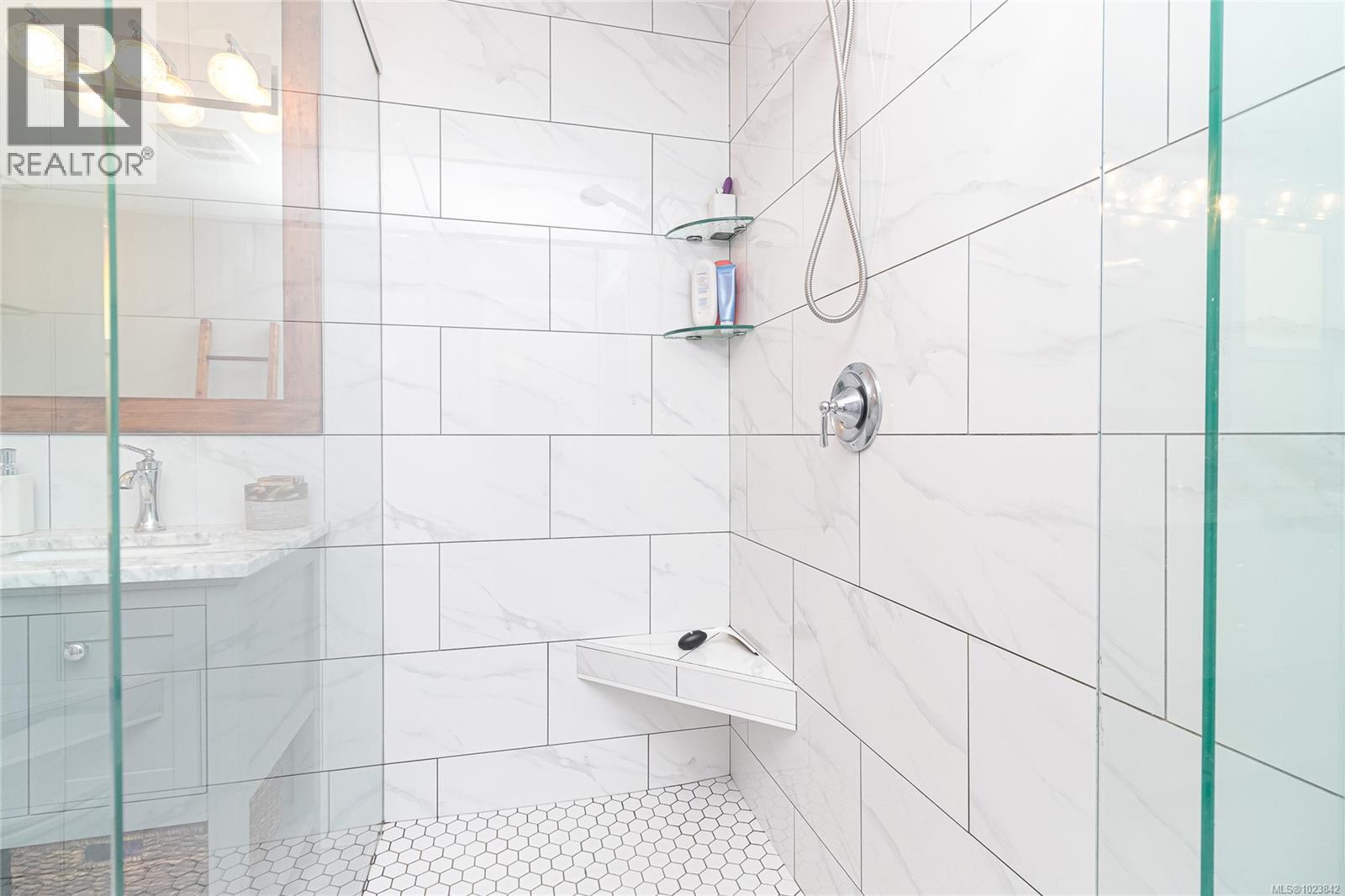 648 Granrose Terr, Colwood