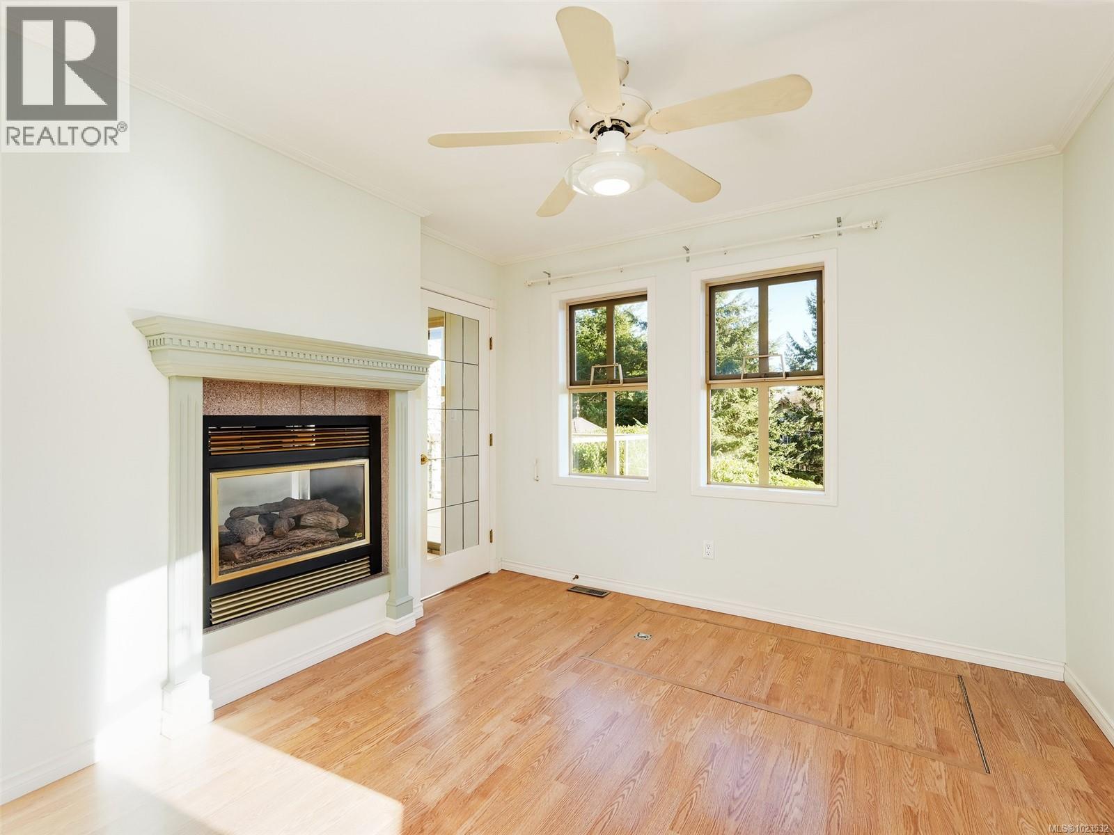 Single Family House for Sale in   Marsett Pl Royal Pines Saanich 