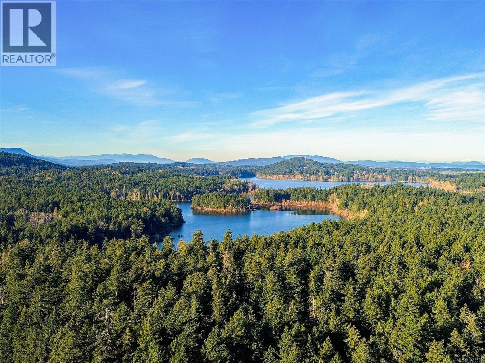 Single Family House for Sale in   Marsett Pl Royal Pines Saanich 