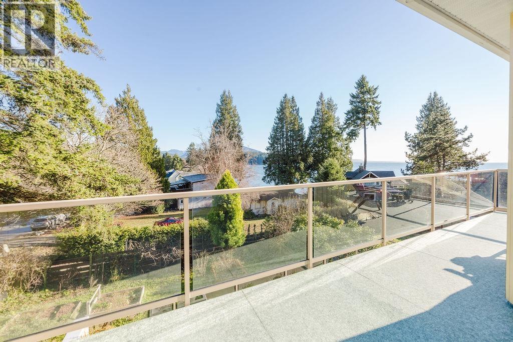773 FRANKLIN ROAD, Gibsons