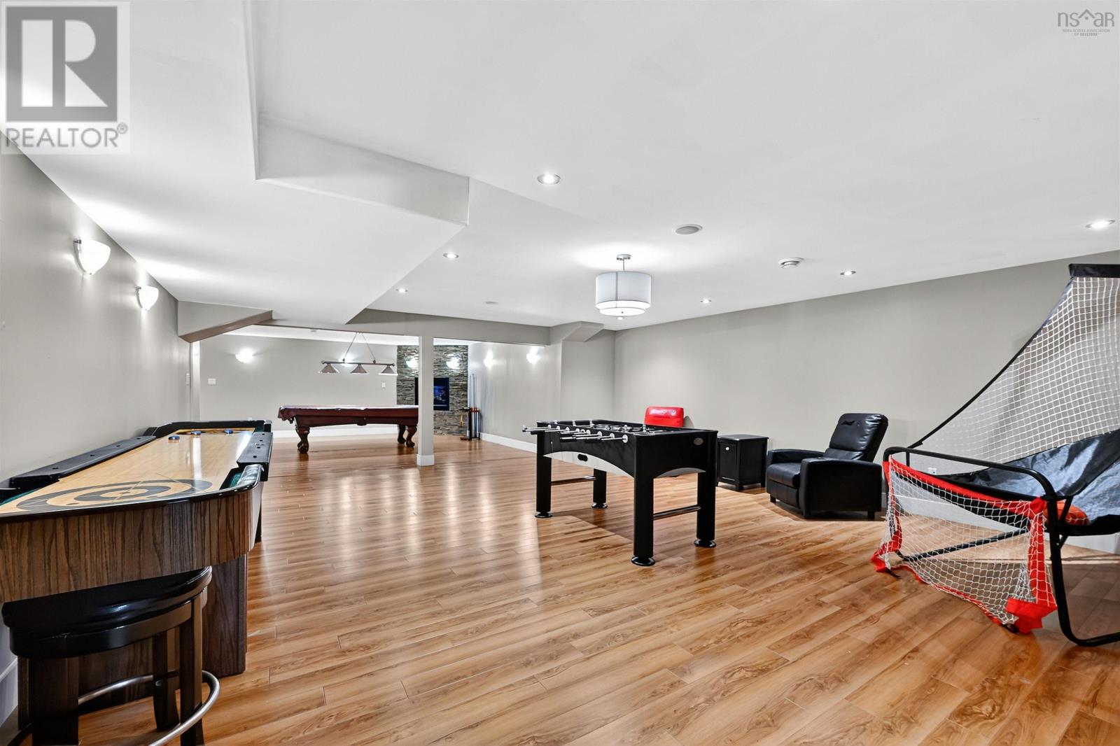 Property 35 of 49 of 42 Canso Drive