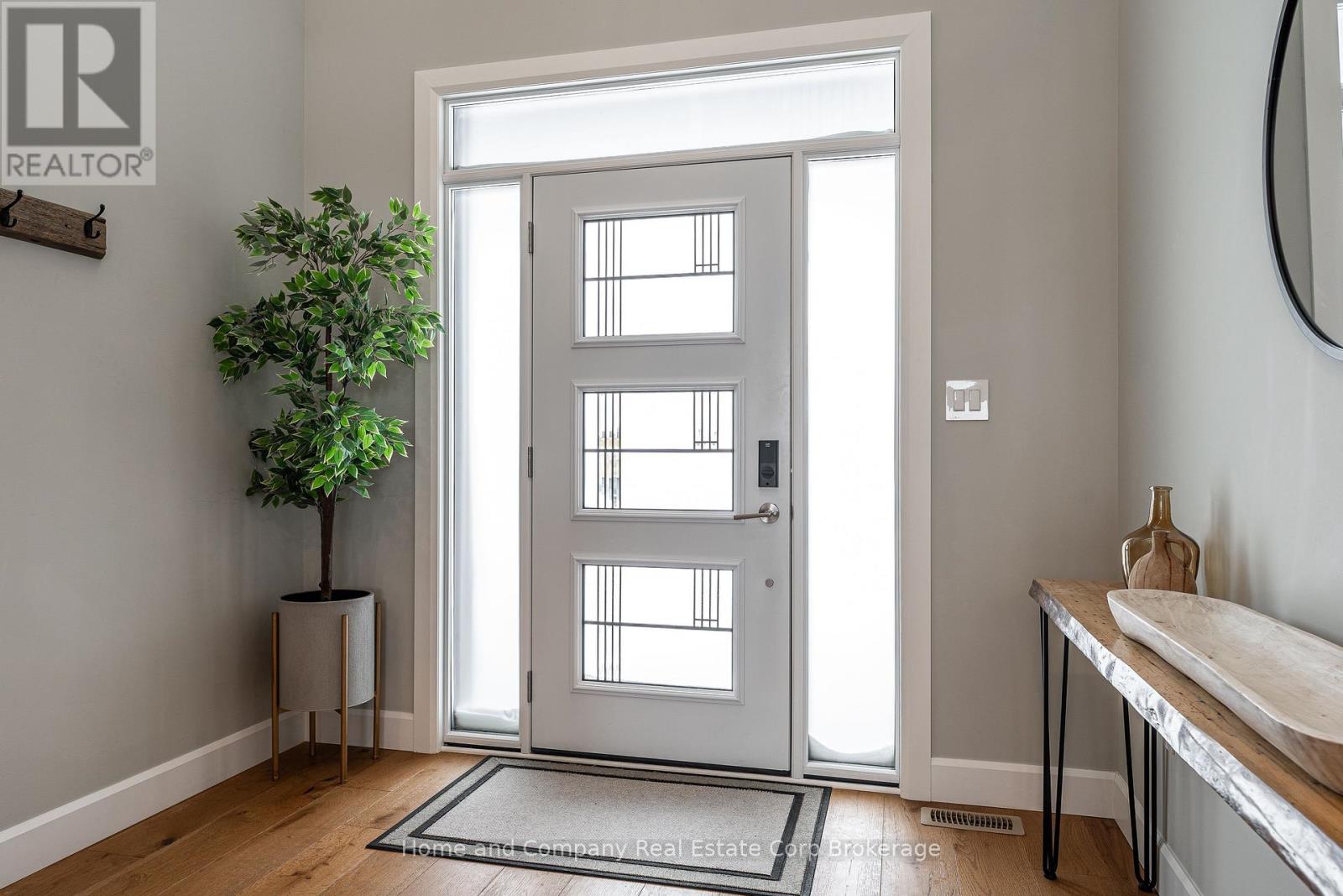 23 HAWTHORN COURT - Photo 4 of 49, St. Marys, Ontario