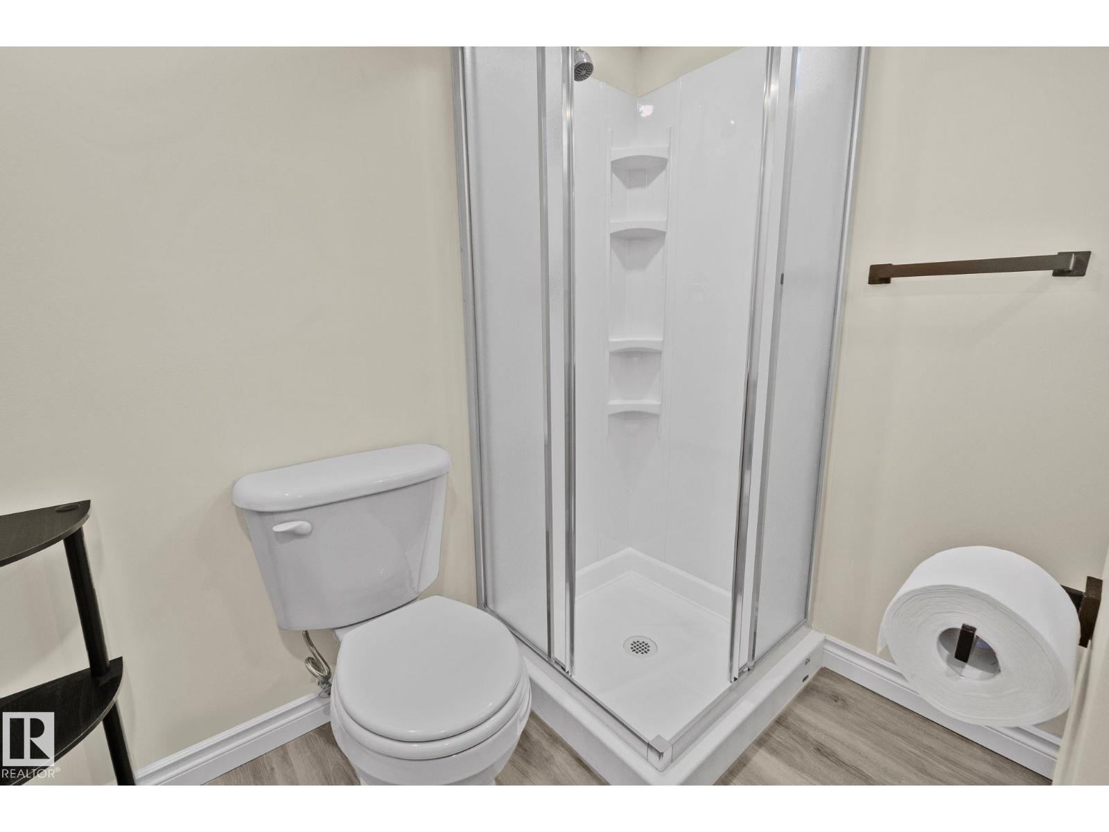 23 LARKSPUR CR, St. Albert