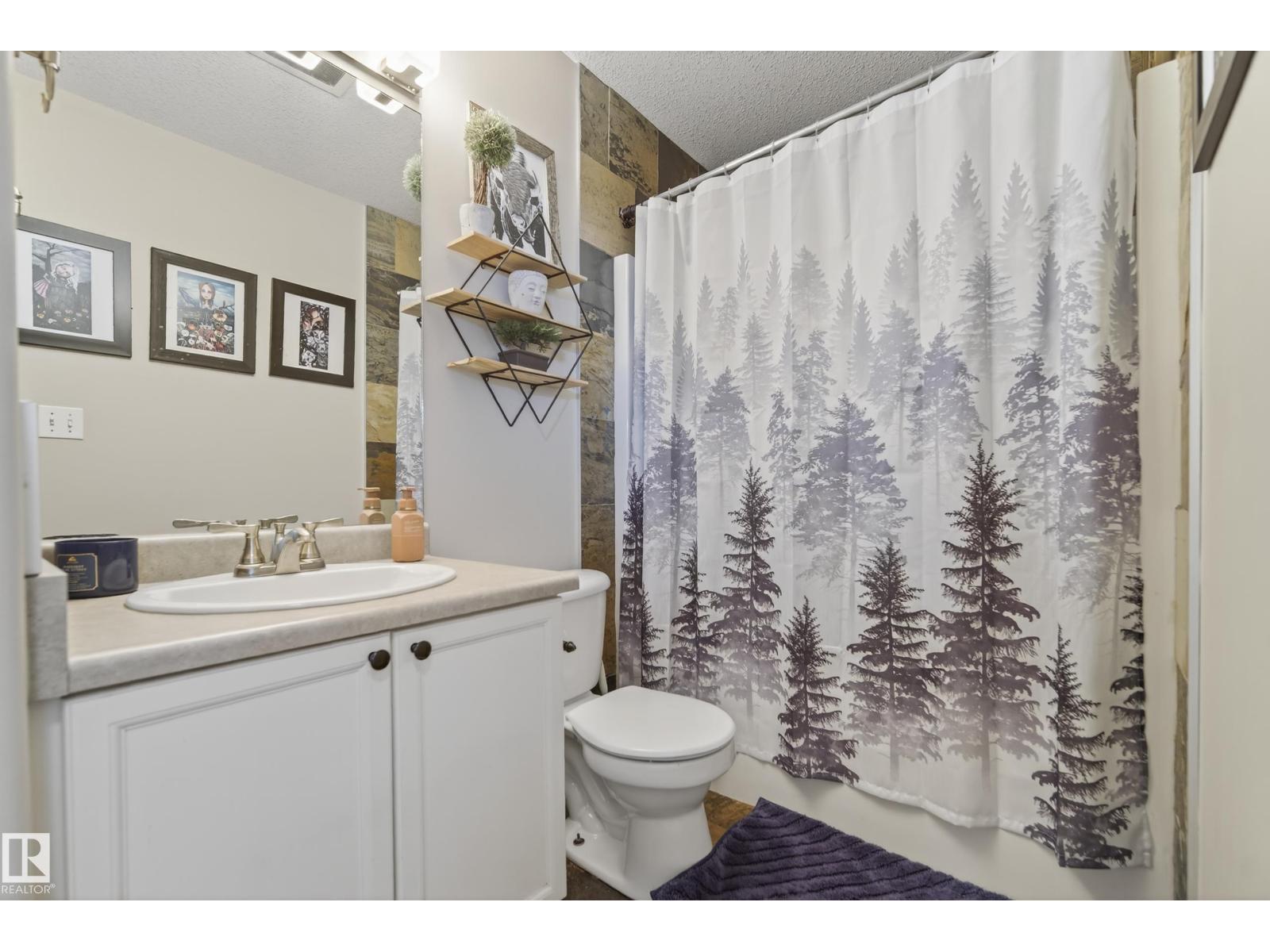 3203 49 ST, Beaumont