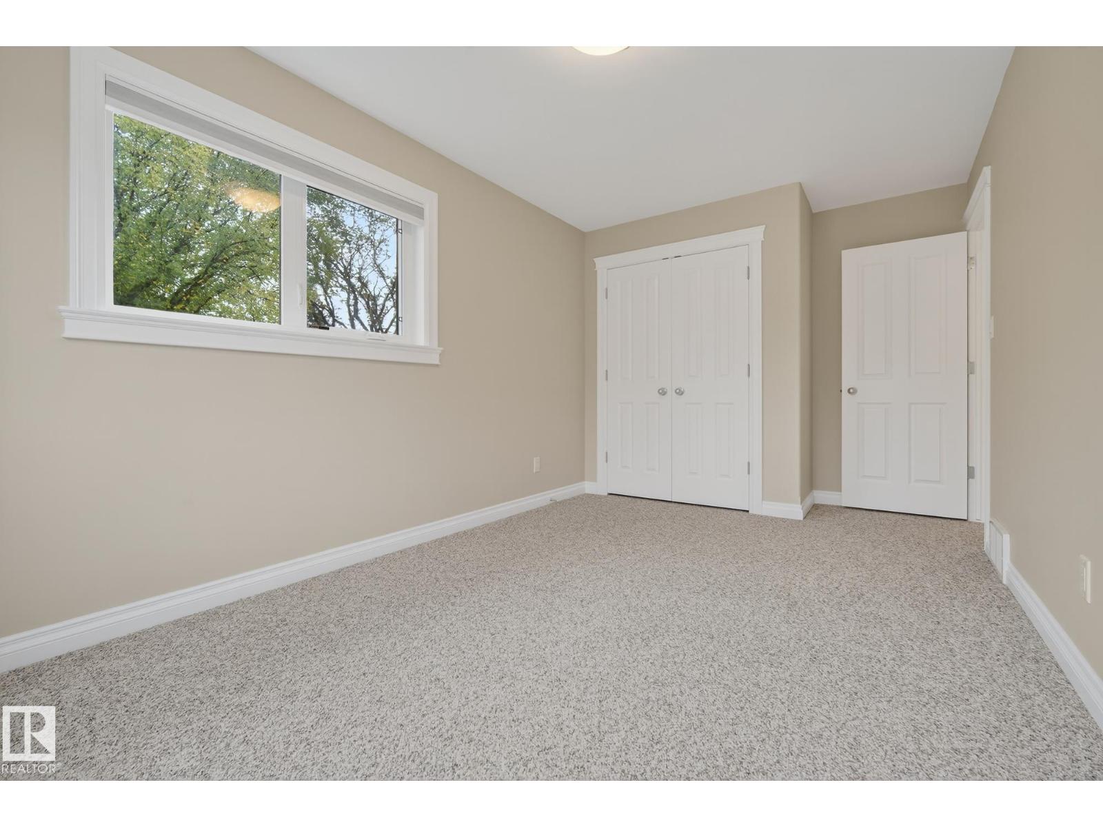 11106 76 AV NW, Edmonton