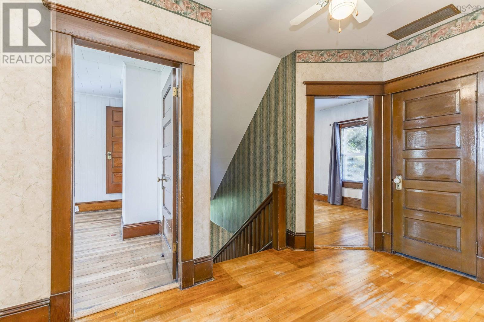 Property 26 of 49 of 548 Nelson Street