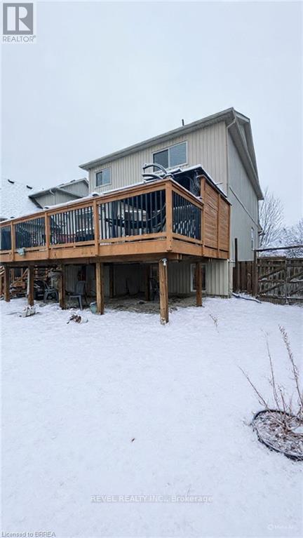 252 BERRY STREET - 10