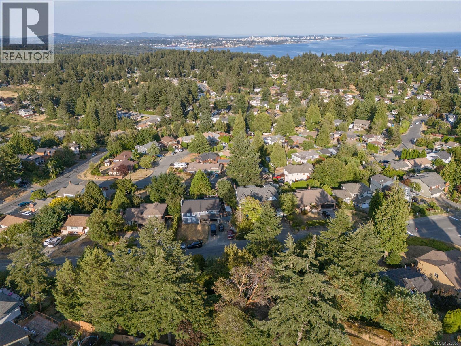  3368 Mary Anne Crescent, Colwood