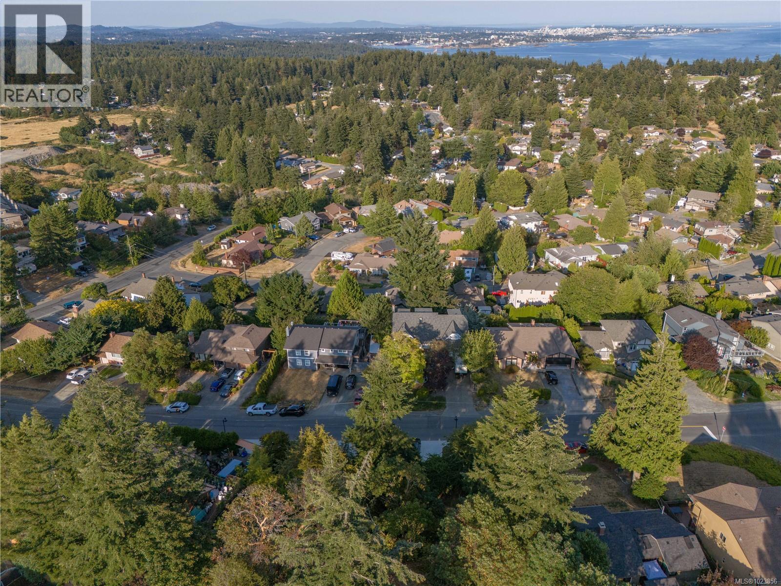  3368 Mary Anne Crescent, Colwood