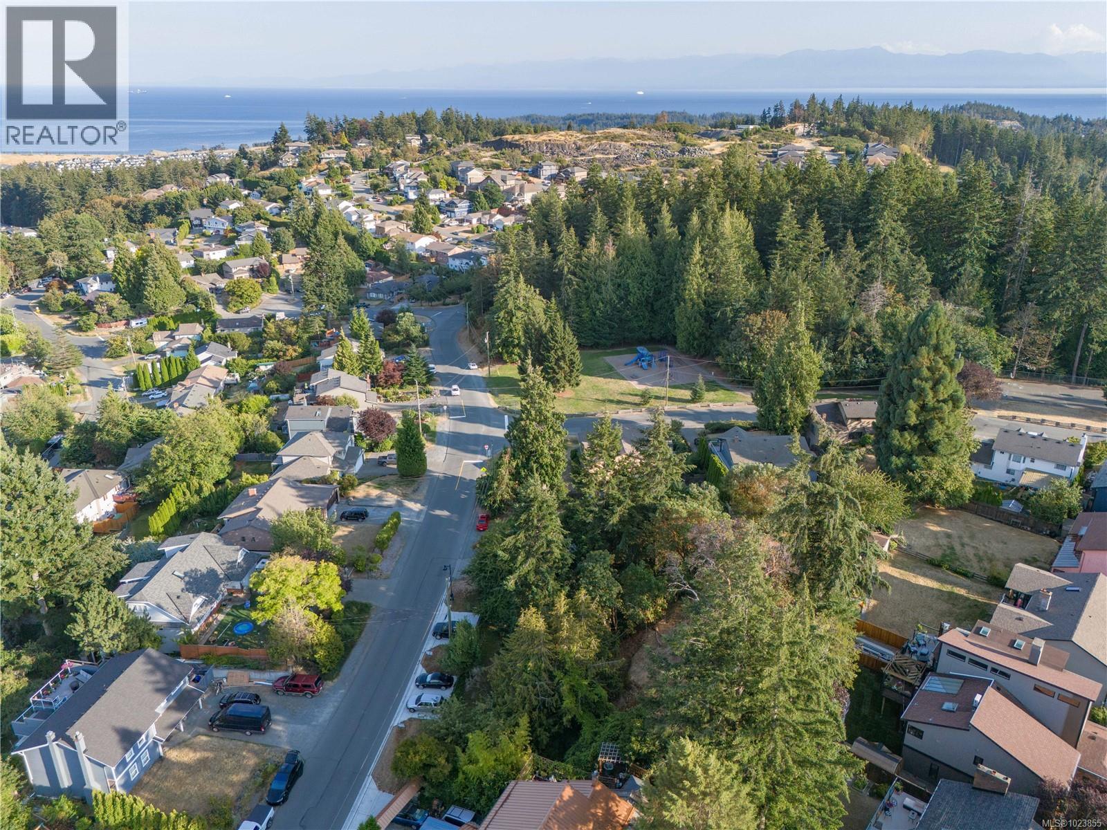 B 3366 Mary Anne Crescent, Colwood