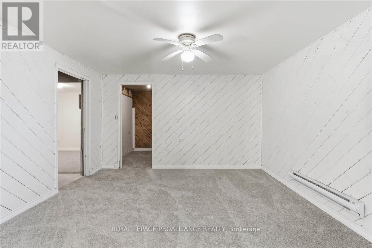 118 RIVER STREET E - 27