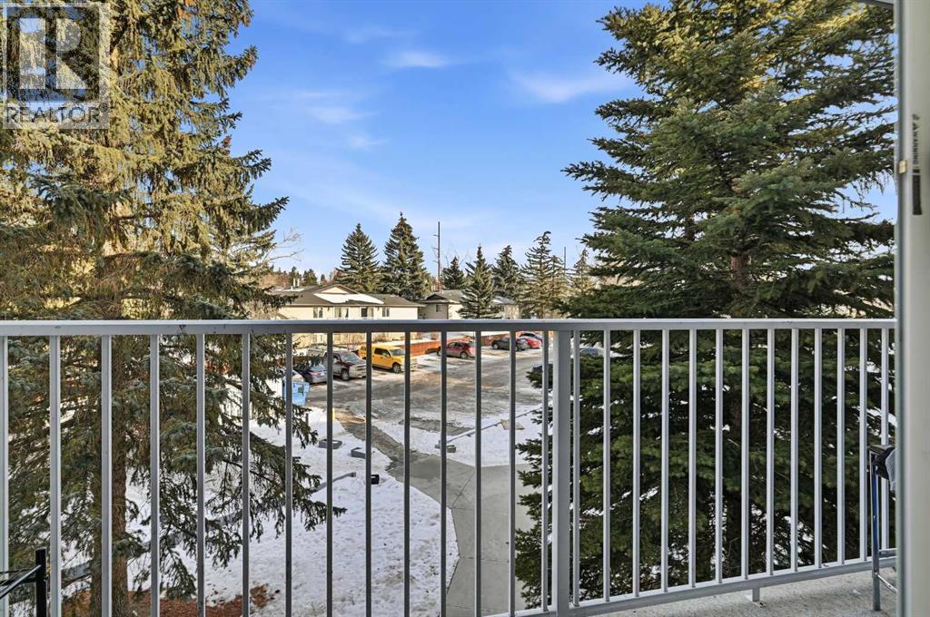 Single Family House for Sale in C  Dalton Drive NW Dalhousie Calgary 