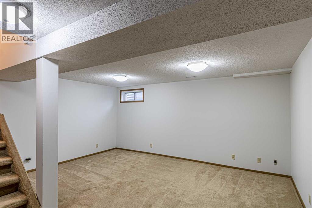 Single Family House for Sale in  Georgian Villas NE Marlborough Park Calgary 