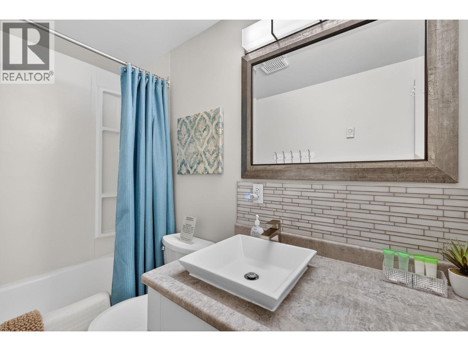 105 3050 Seclusion Bay Road, Westbank