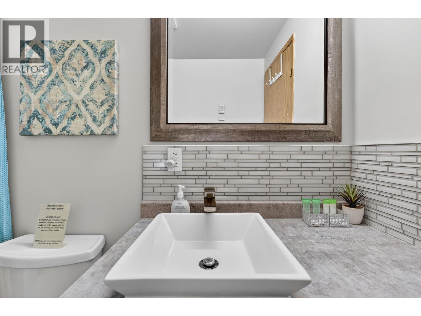 105 3050 Seclusion Bay Road, Westbank