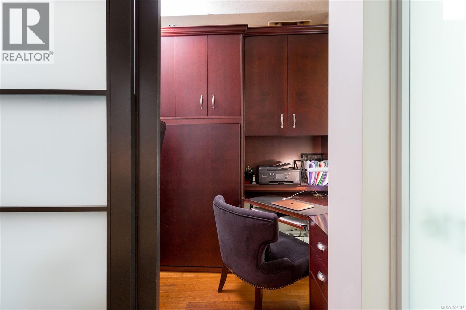 216 68 SONGHEES Road, Victoria