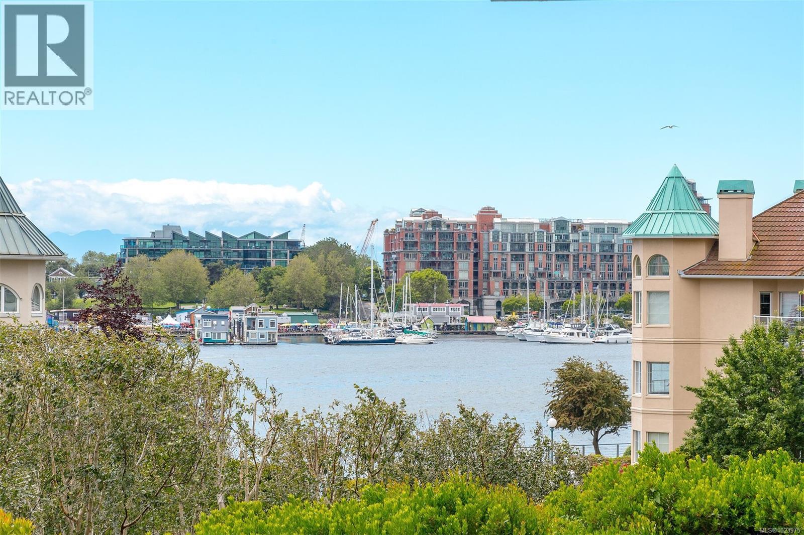 216 68 SONGHEES Road, Victoria