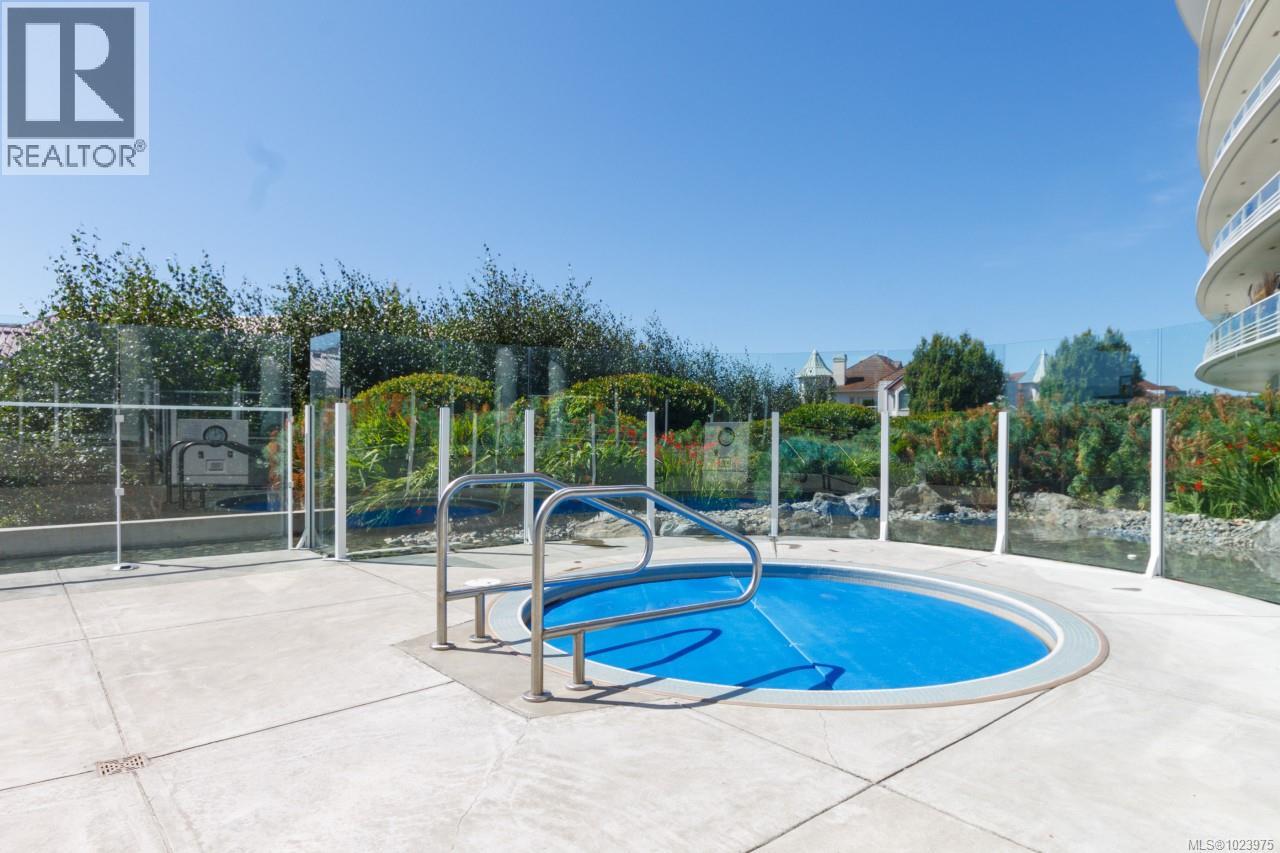 216 68 SONGHEES Road, Victoria