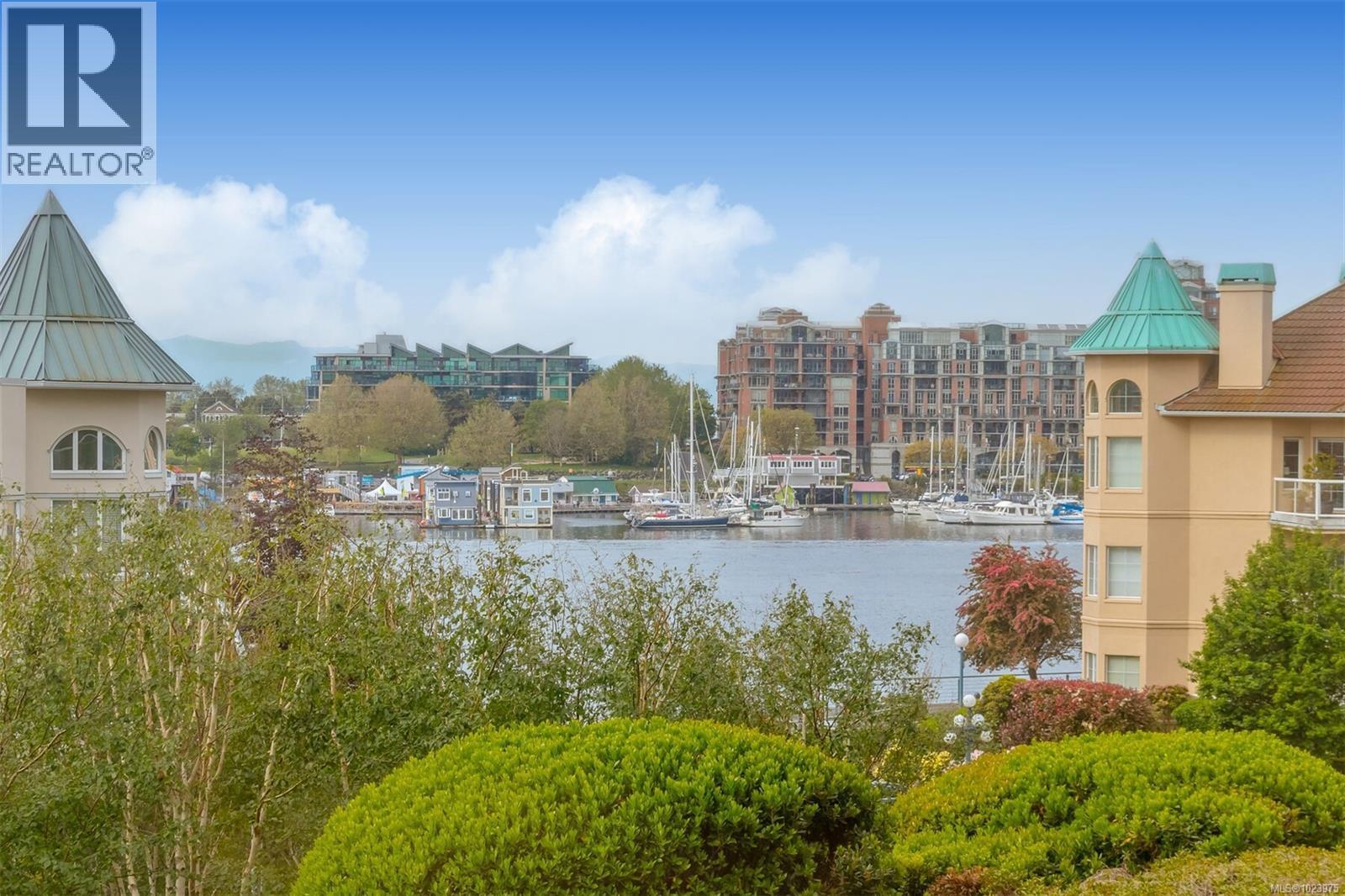 216 68 SONGHEES Road, Victoria