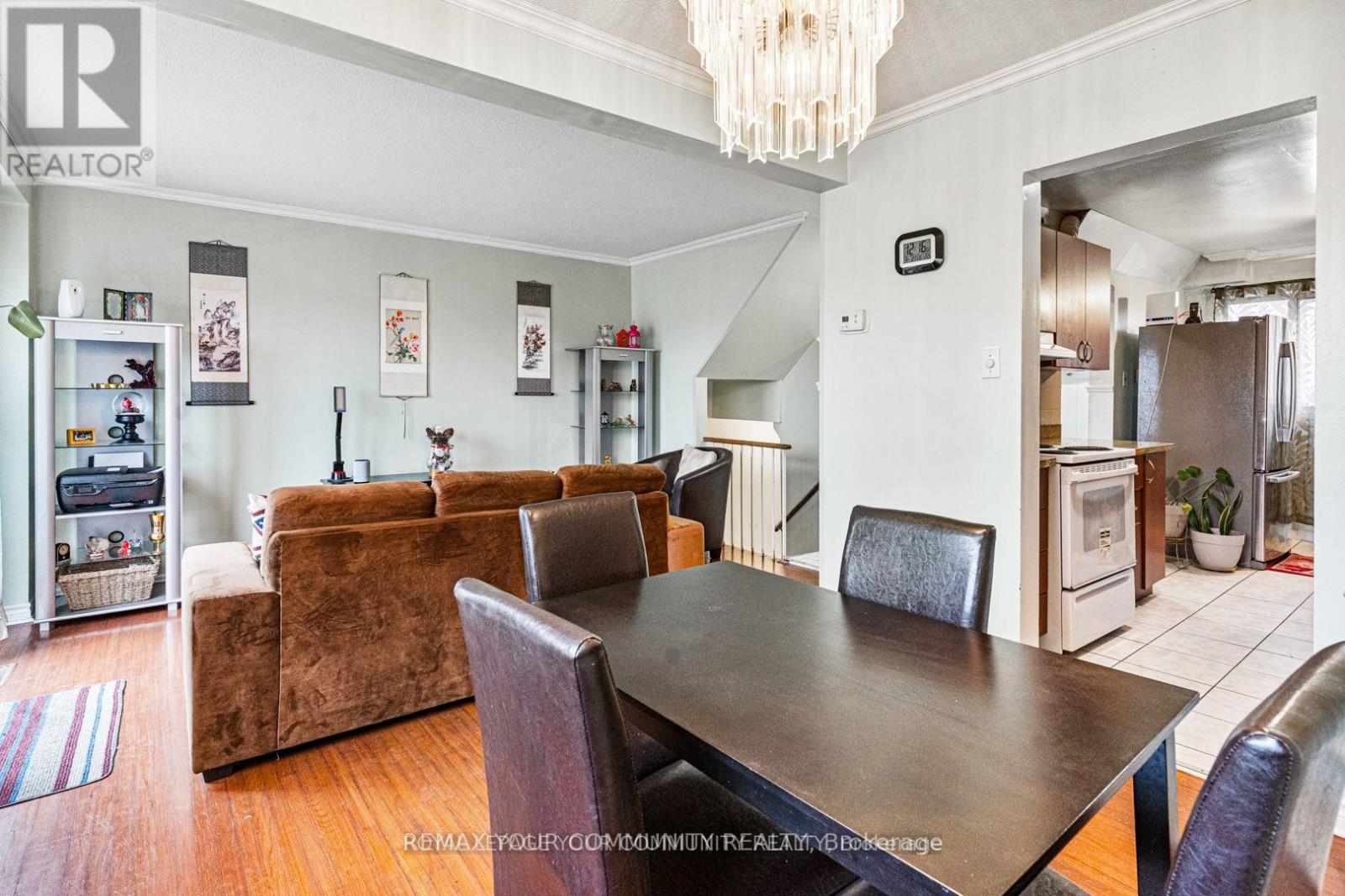 336 FLEETWOOD CRESCENT - 8
