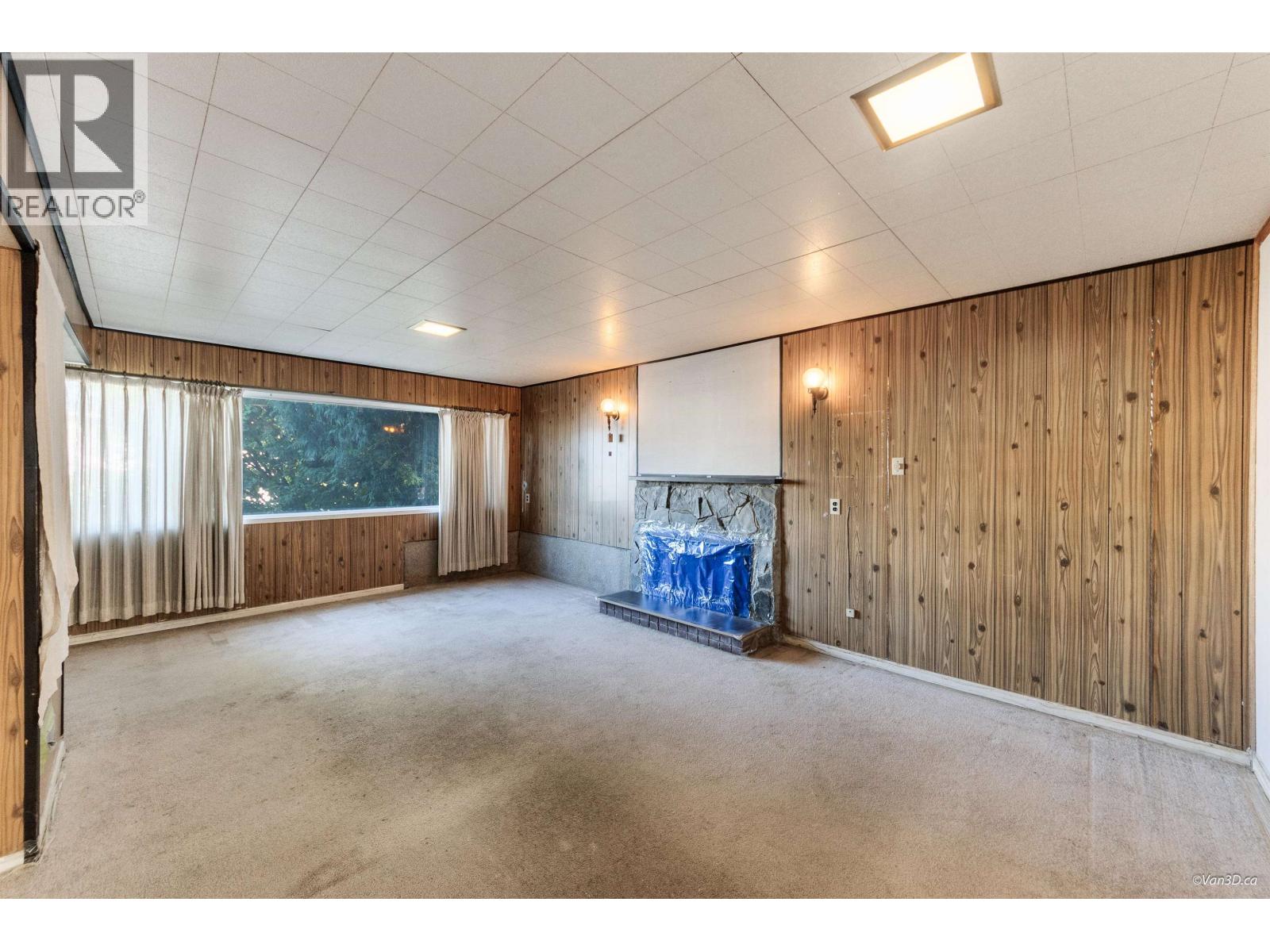 6096 SERVICE STREET, Burnaby