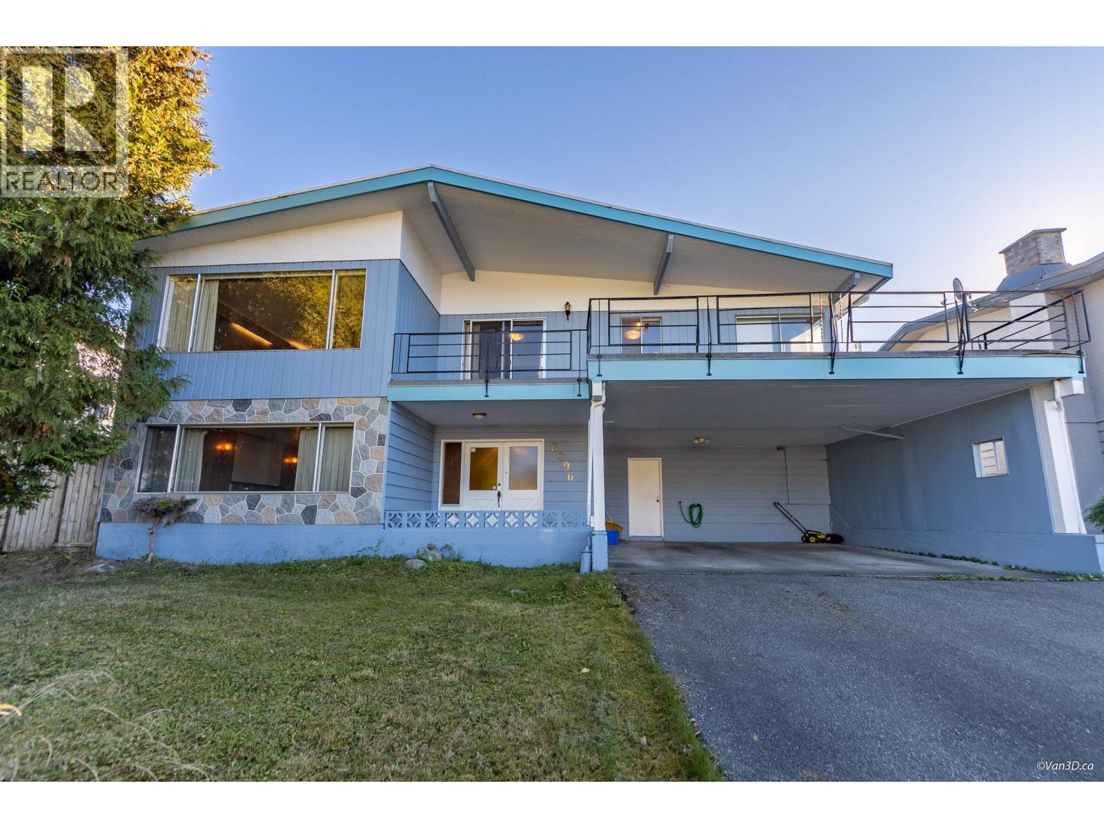 6096 SERVICE STREET, Burnaby