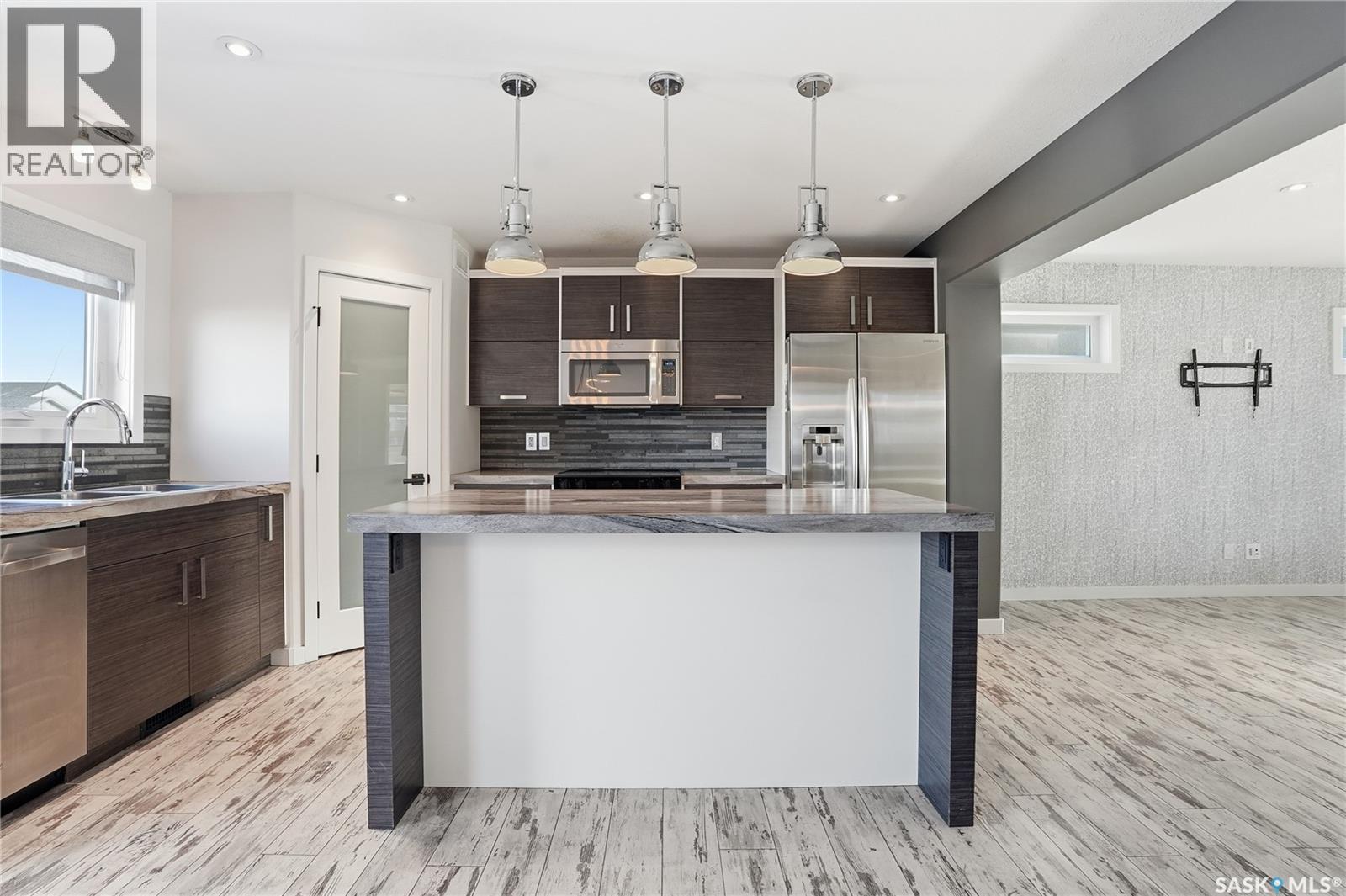 Single Family House 2 Level for Sale in  Kloppenburg WAY Saskatoon 