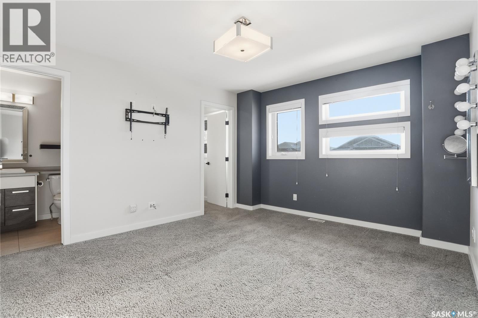 Single Family House 2 Level for Sale in  Kloppenburg WAY Saskatoon 