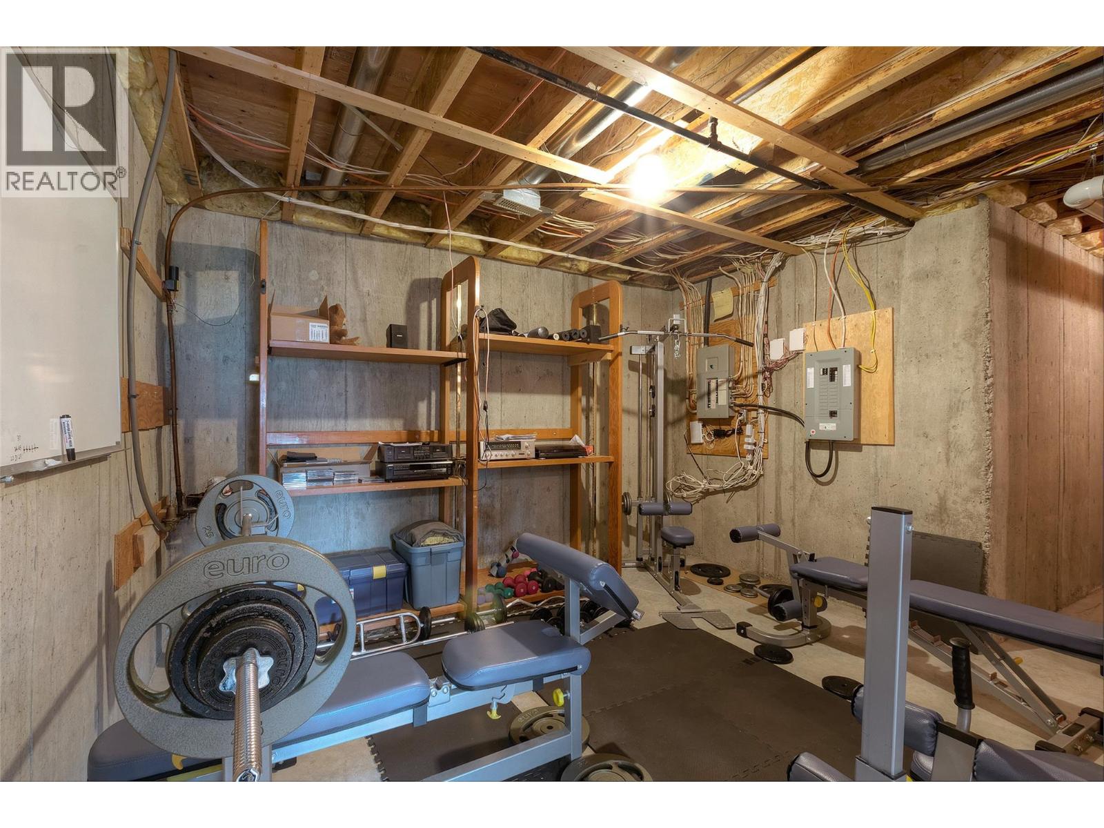  761 Siwash Court, Kelowna