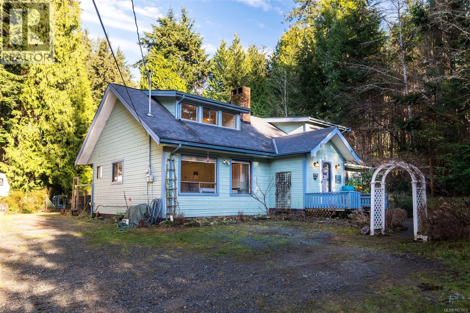 2823 Woodhaven Rd - 1