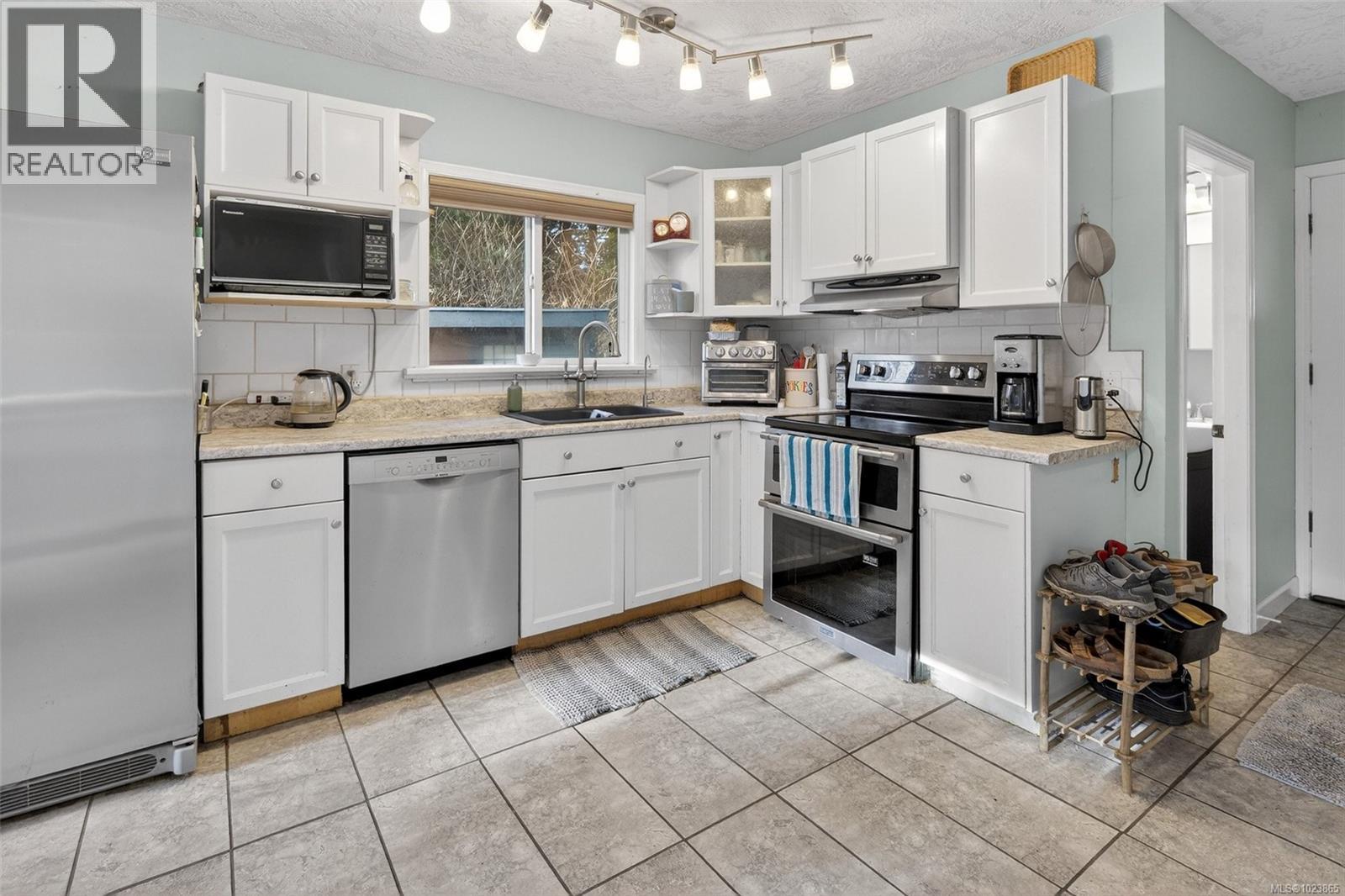 2823 WOODHAVEN RD - 14