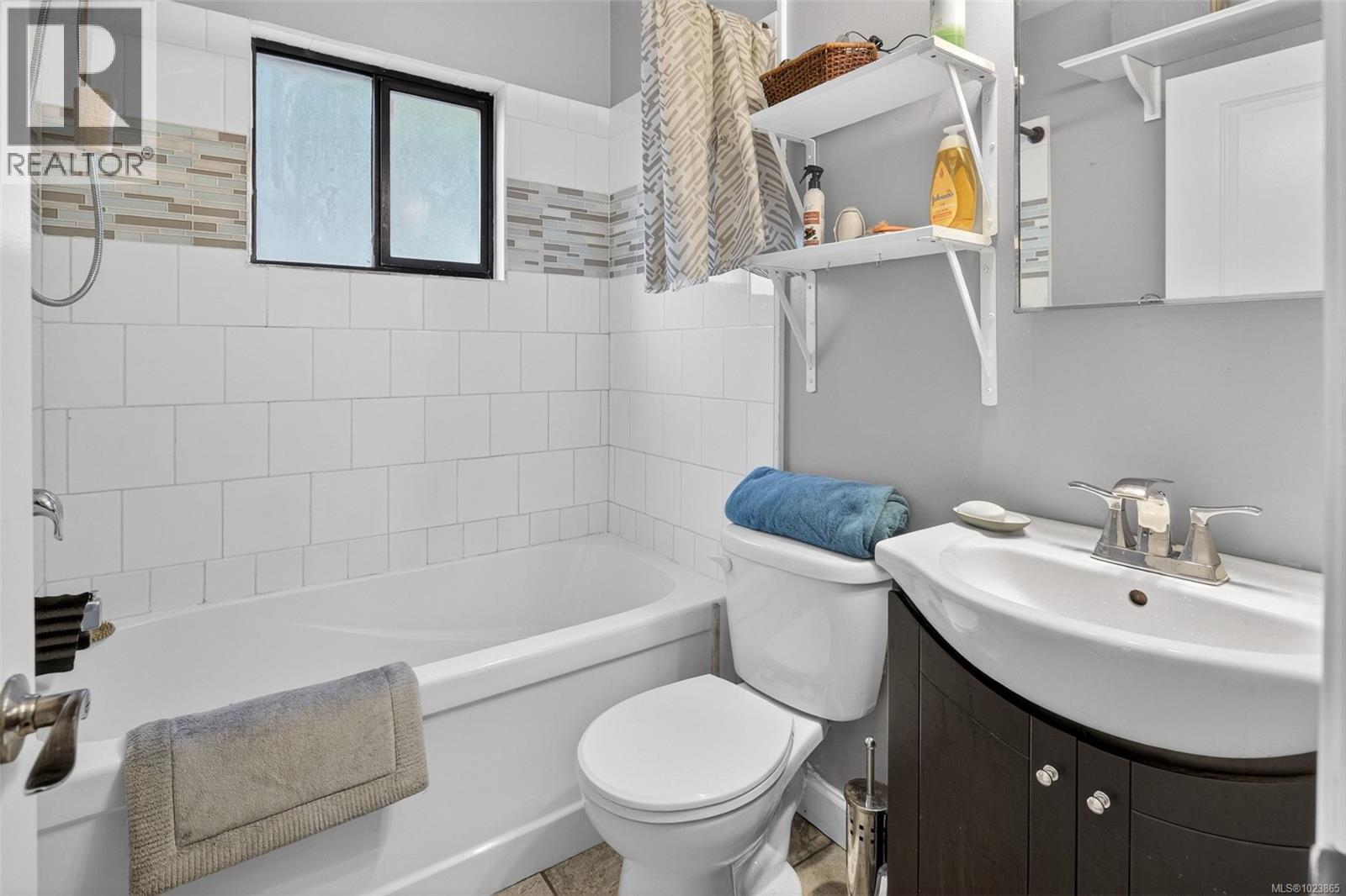 2823 WOODHAVEN RD - 17