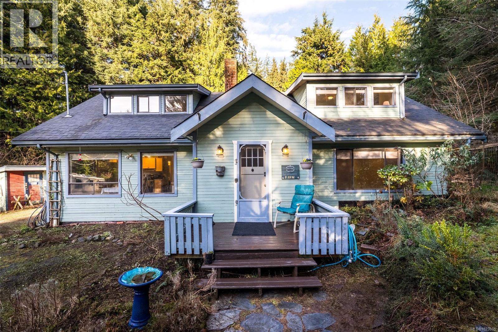 2823 Woodhaven Rd - 2
