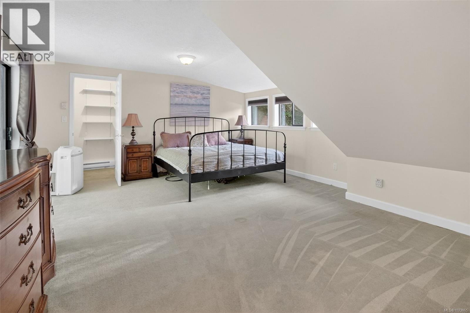 2823 Woodhaven Rd - 22
