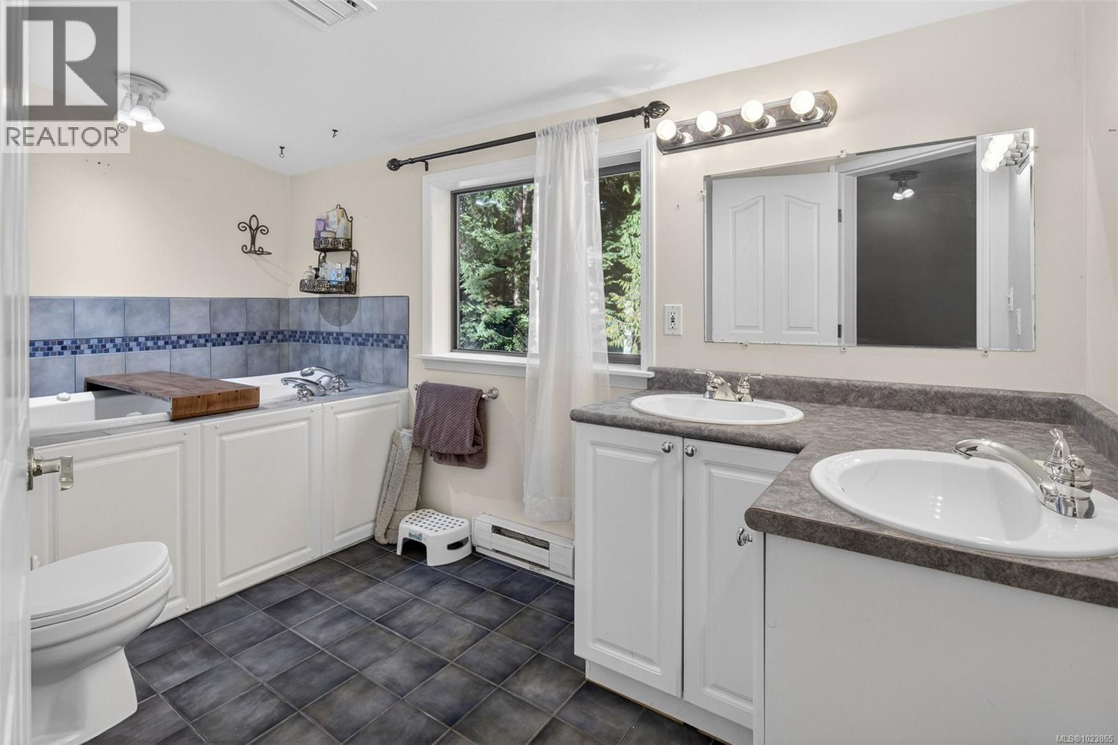 2823 Woodhaven Rd - 27