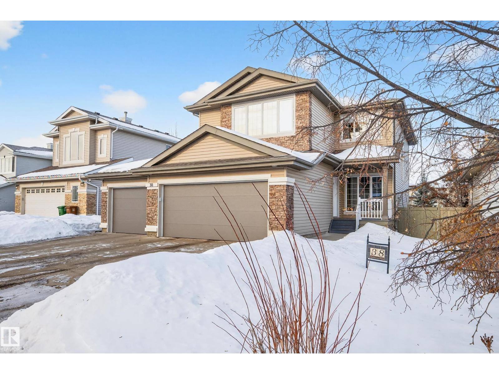 38 Embassy PL, St. Albert