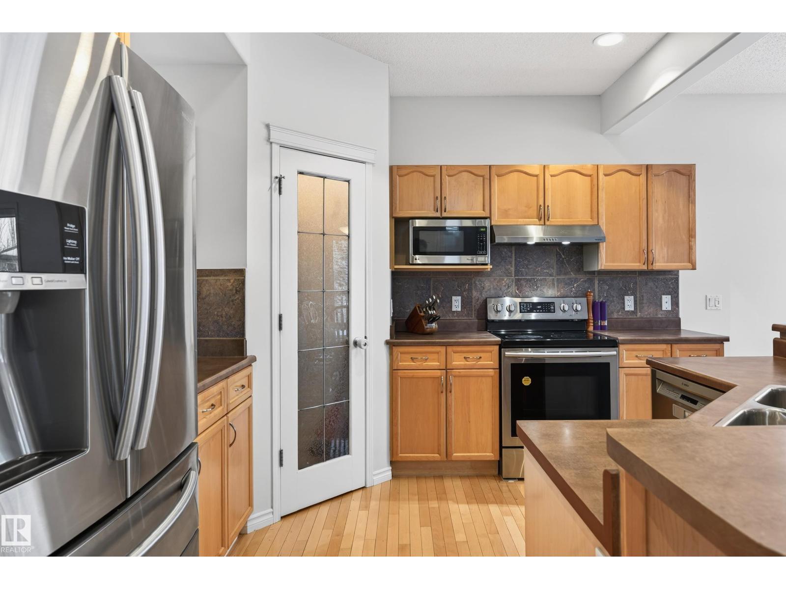 38 Embassy PL, St. Albert