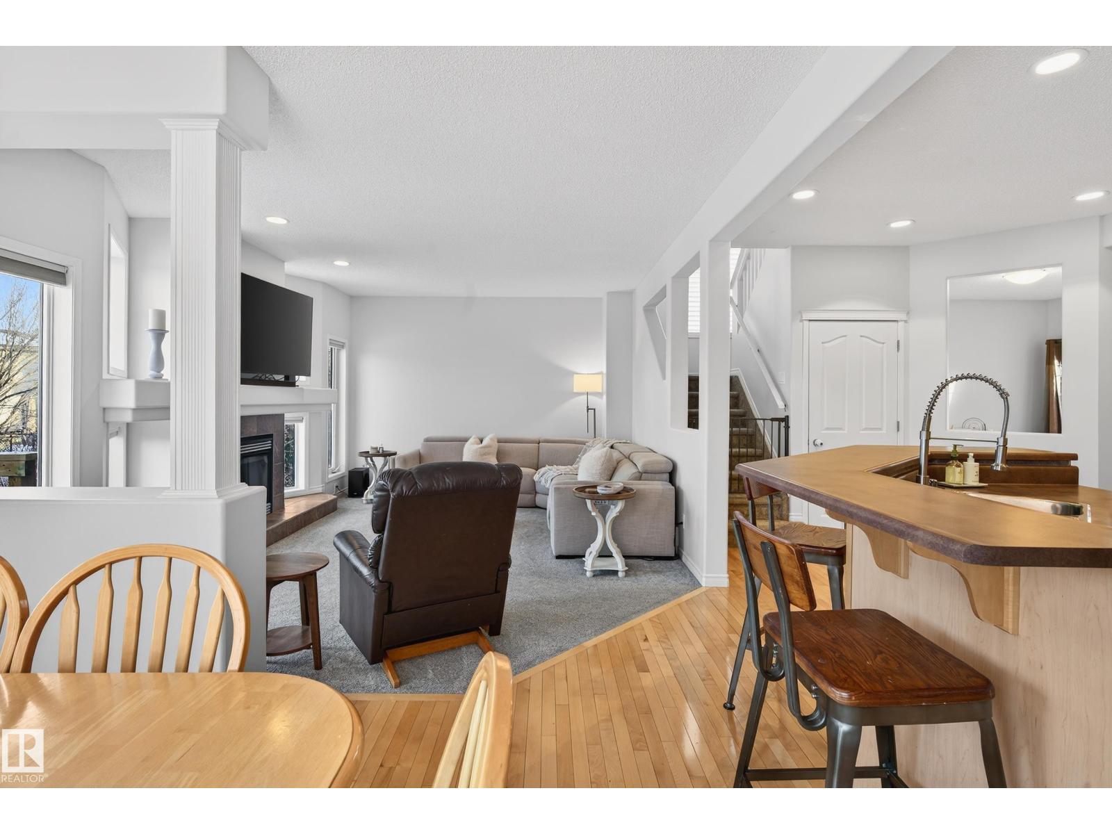 38 Embassy PL, St. Albert