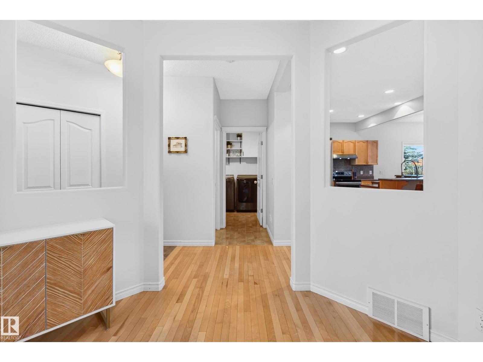 38 Embassy PL, St. Albert