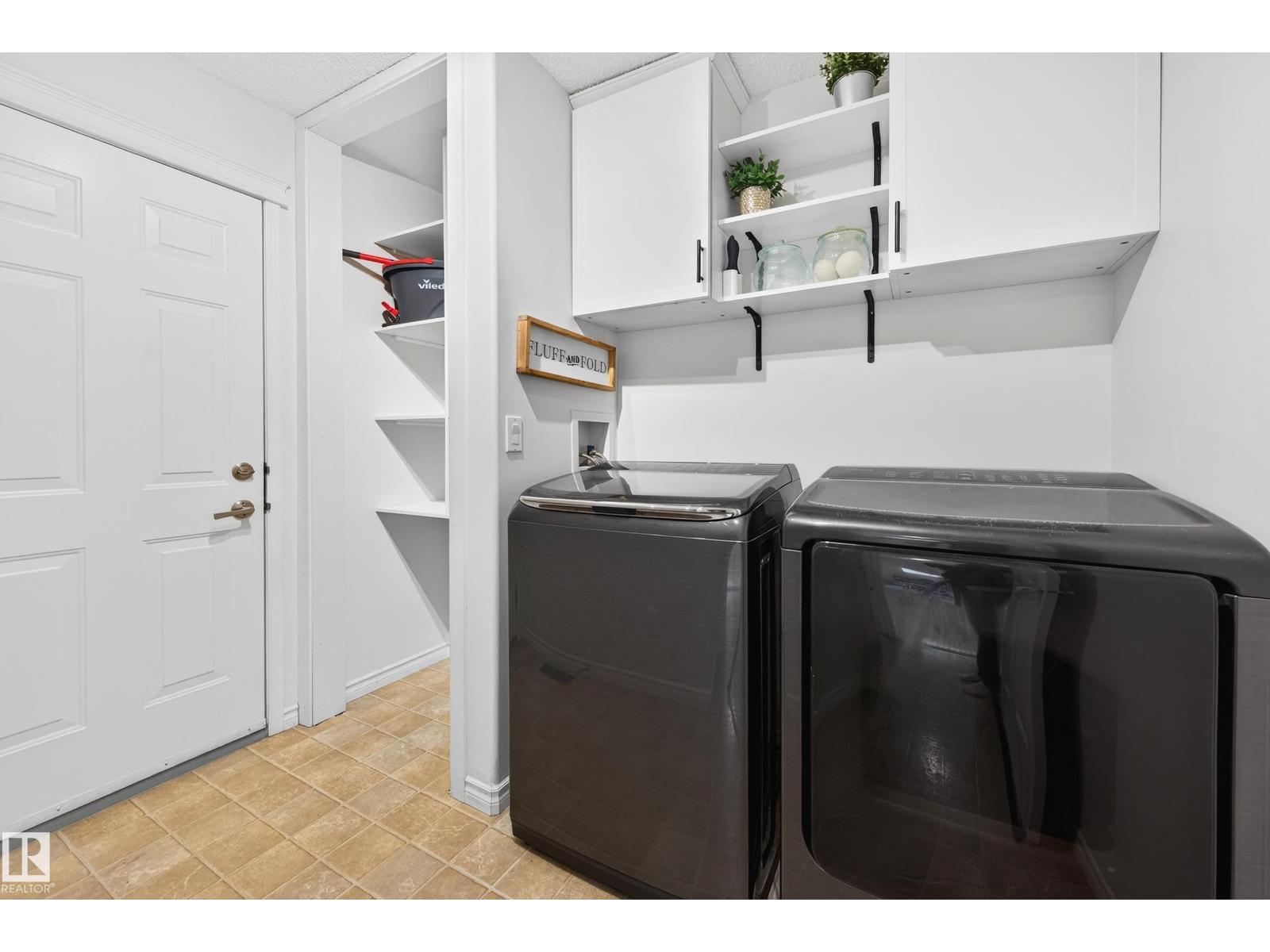 38 Embassy PL, St. Albert